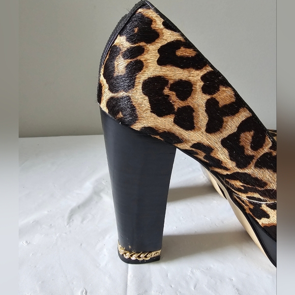 MK MICHAEL KORS Sabrina Leather. Leopard Print Chunk Heel Shoes - Picture 2 of 10